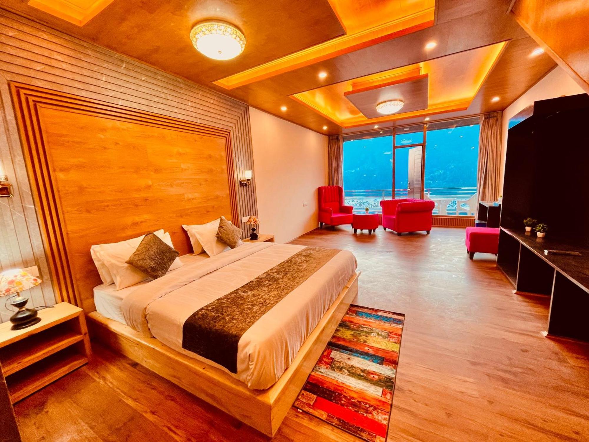 Naina Deventure Resort, Manali - Premium Rooms With Centrally Heated & Scenic View Exterior photo